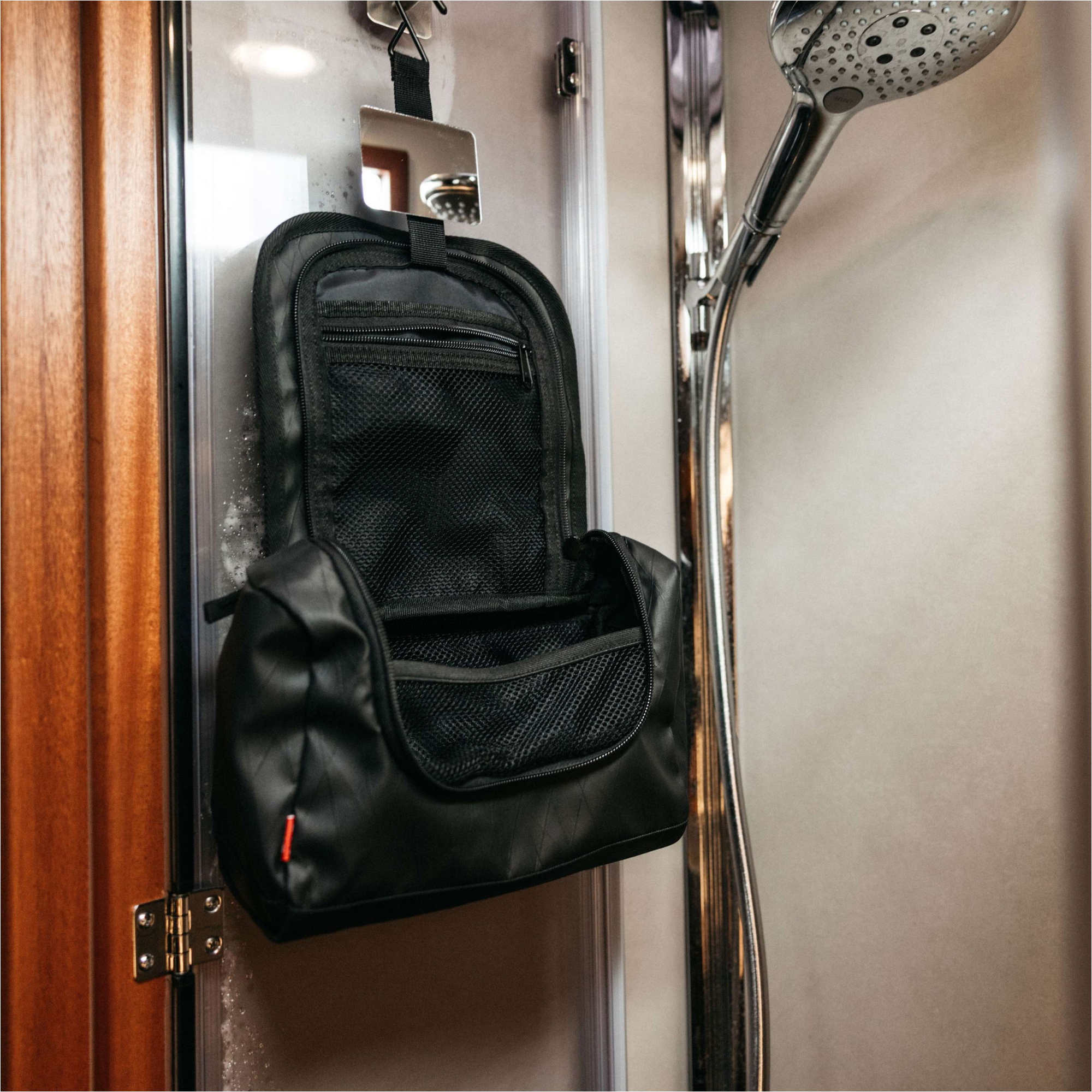 2026 Gill Navigator Wash Bag L120 - Black